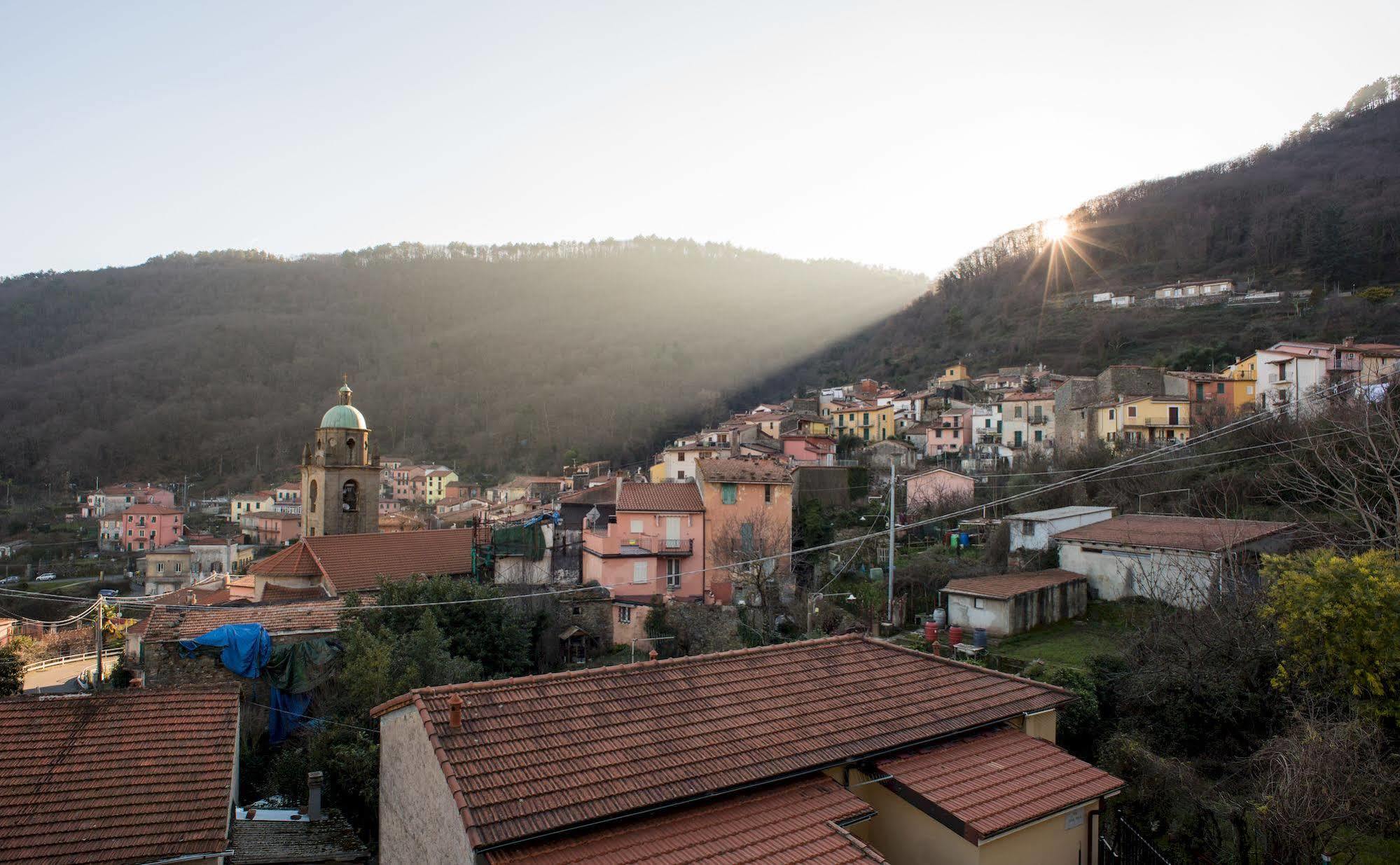 Auberge de jeunesse Ostello Tramonti à Biassa Extérieur photo